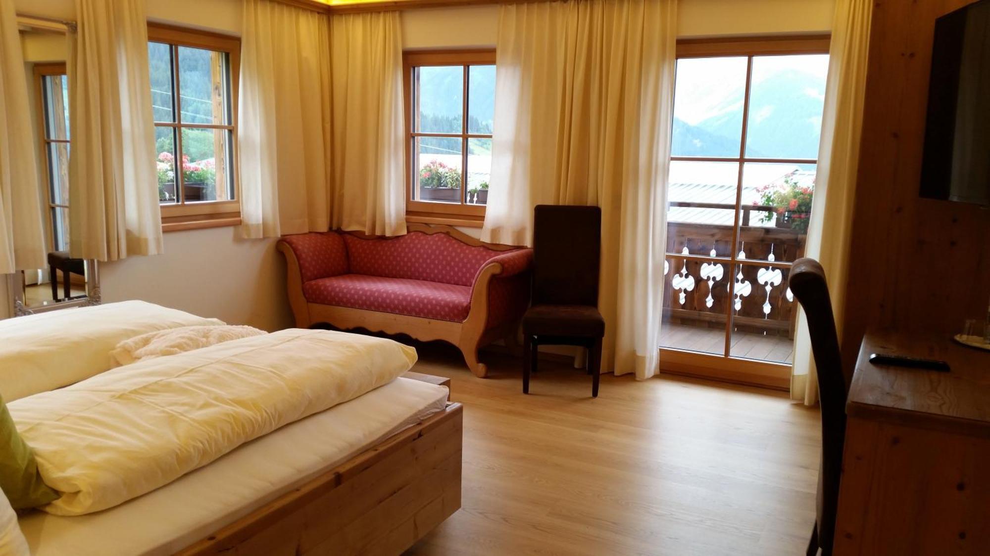 Hotel Rosis Sonnbergstuben Kitzbühel Habitación foto